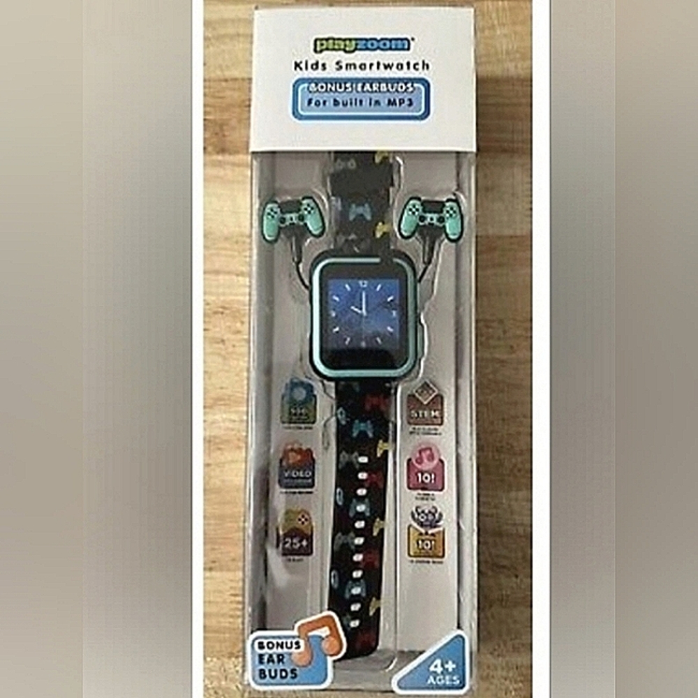 NWT☆playzoom kids Smartwatch & Bonus Earbuds Set☆STEM/Video Recording/Games++